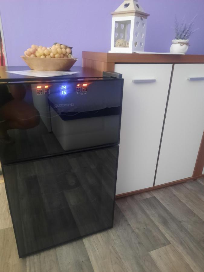 Apartman Sandra Валтис Екстериор снимка